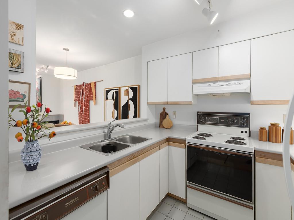 Listing Image for R3100313