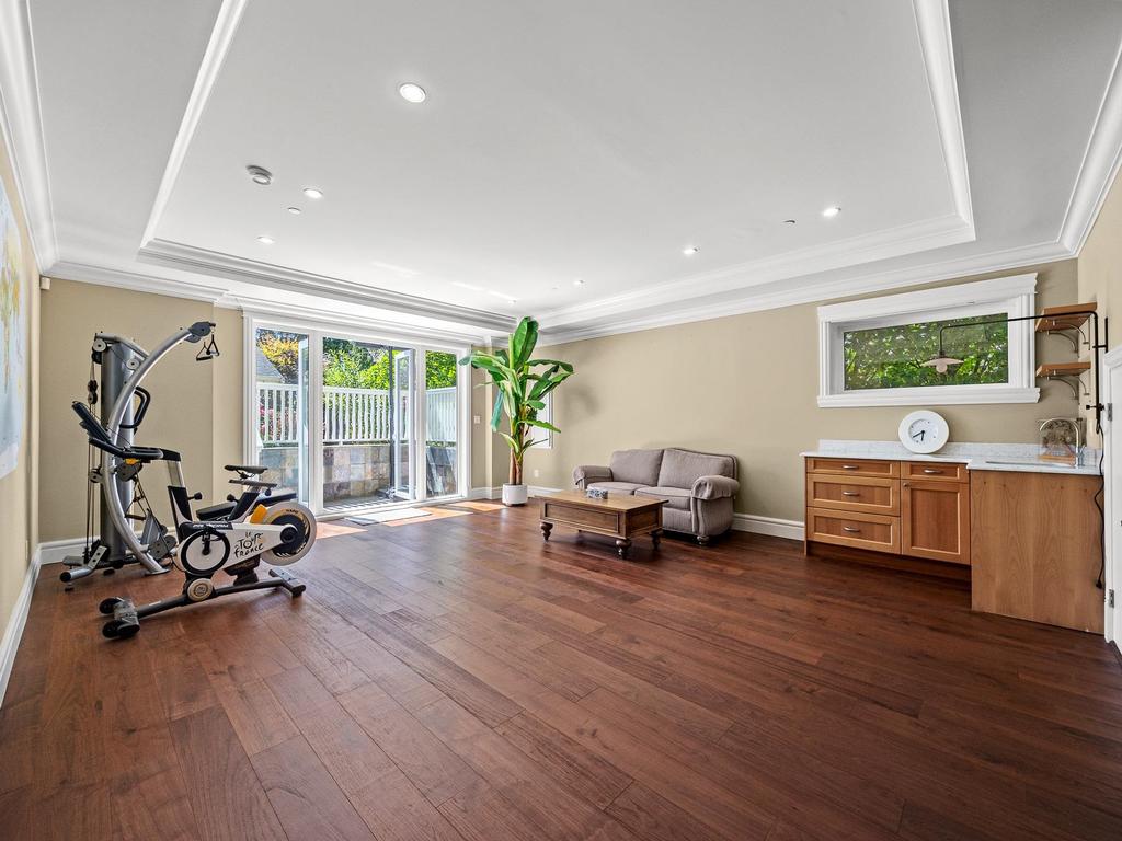 Listing Image for R3100320