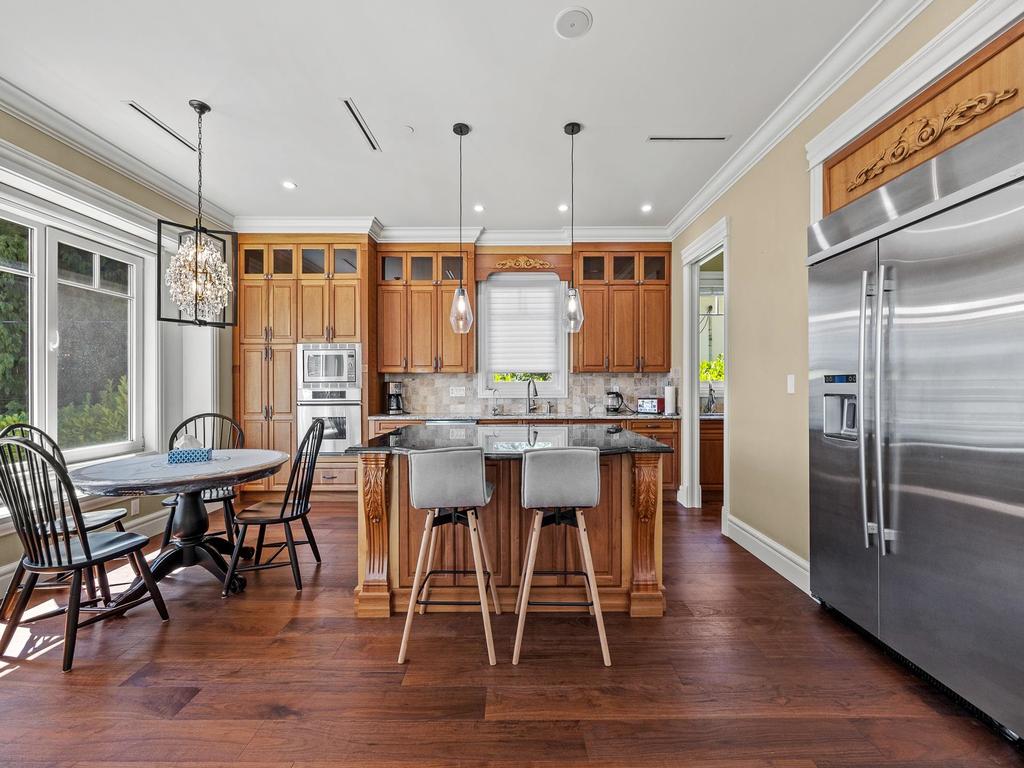 Listing Image for R3100320