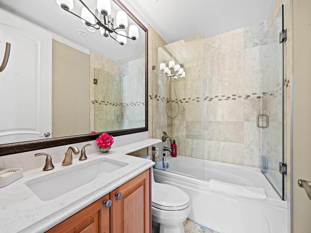 Listing Image for R3100320