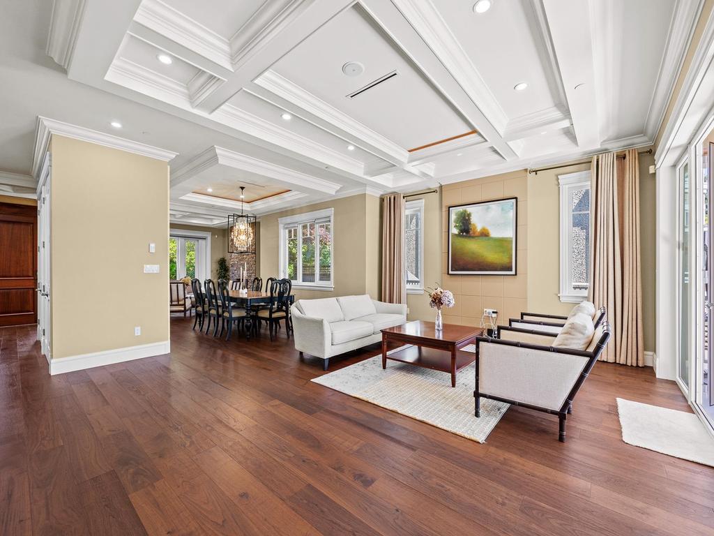 Listing Image for R3100320