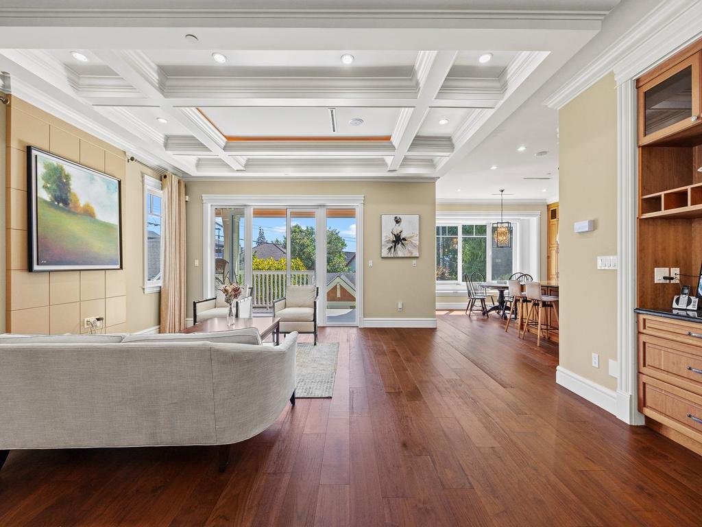 Listing Image for R3100320