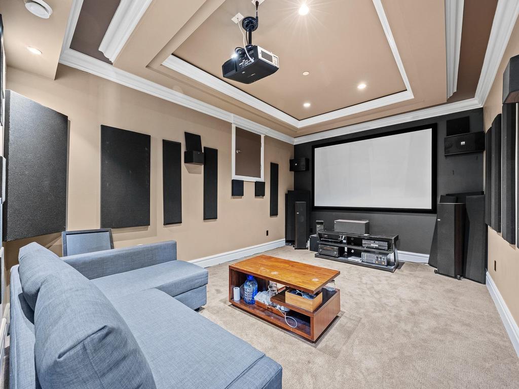 Listing Image for R3100320