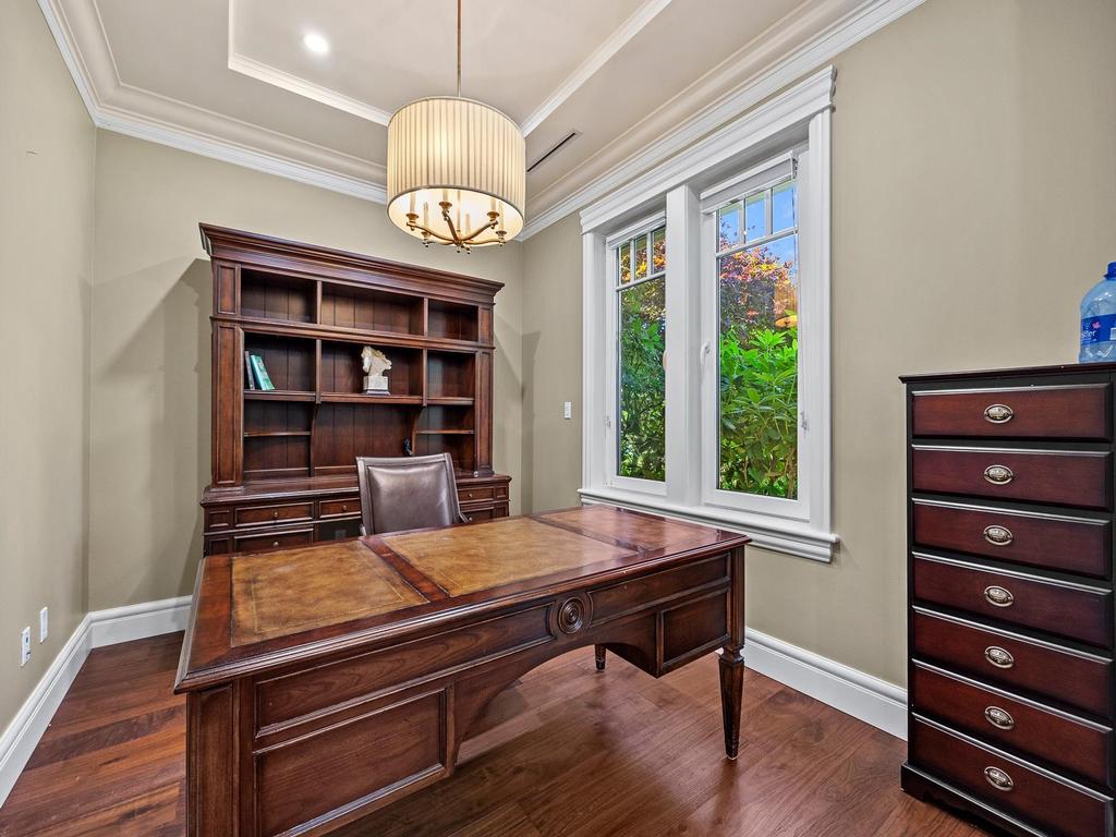 Listing Image for R3100320