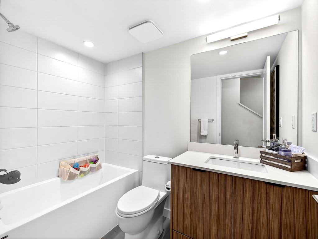 Listing Image for R3100327