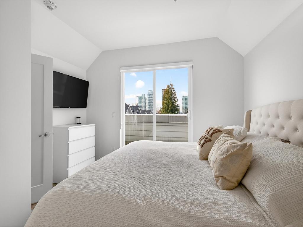 Listing Image for R3100327