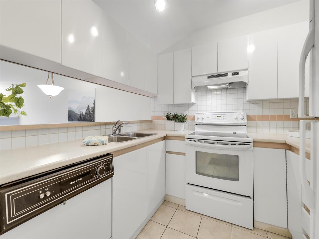 Listing Image for R3100329
