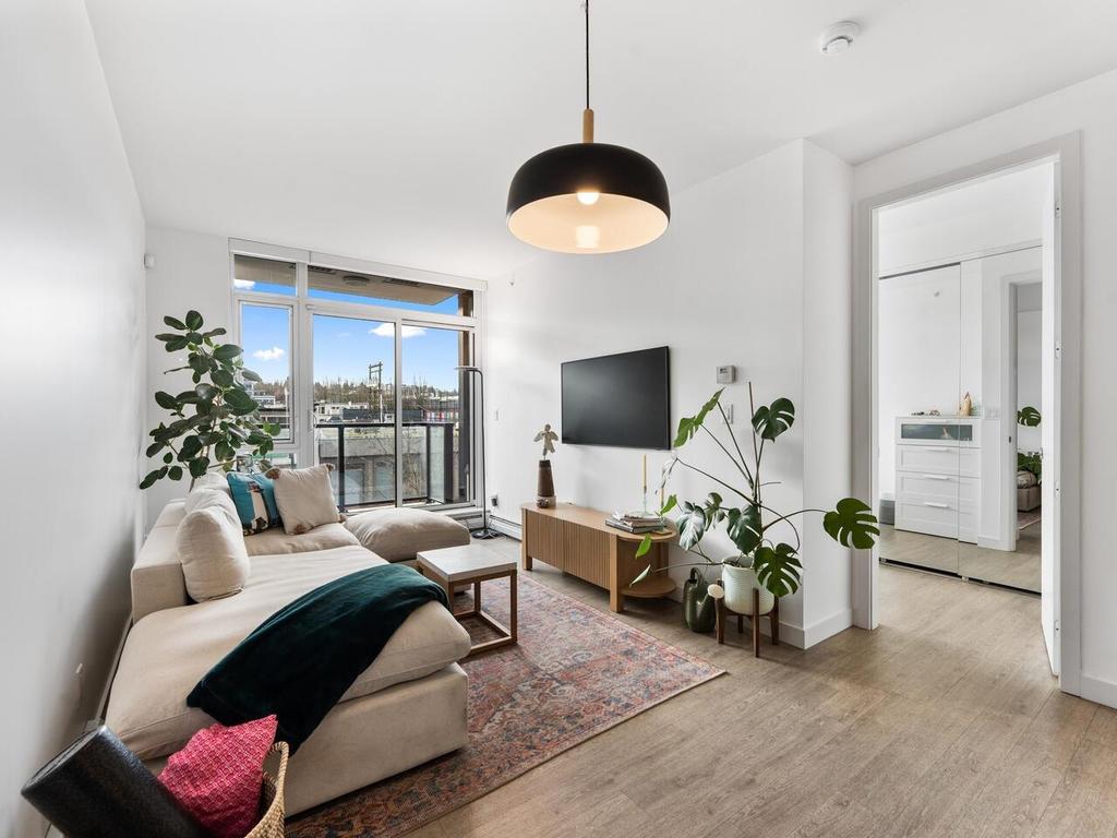 Listing Image for R3100331