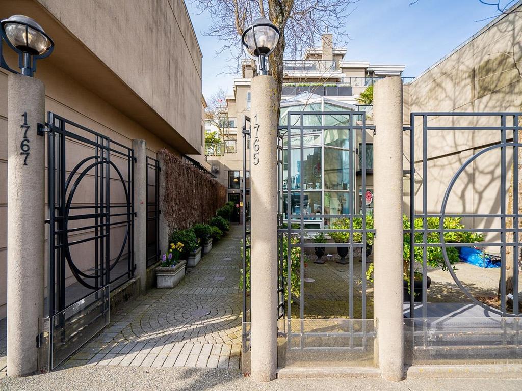 Listing Image for R3100332