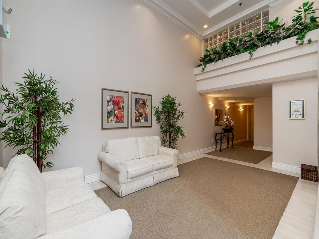 Listing Image for R3100332