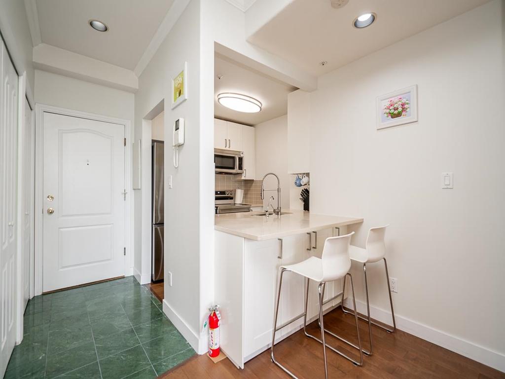 Listing Image for R3100332