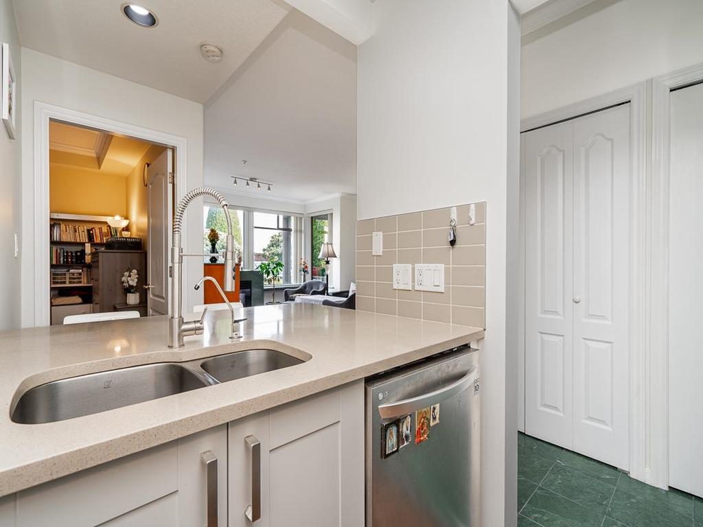 Listing Image for R3100332