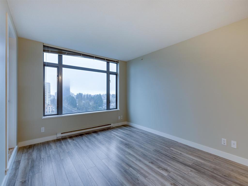 Listing Image for R3100334