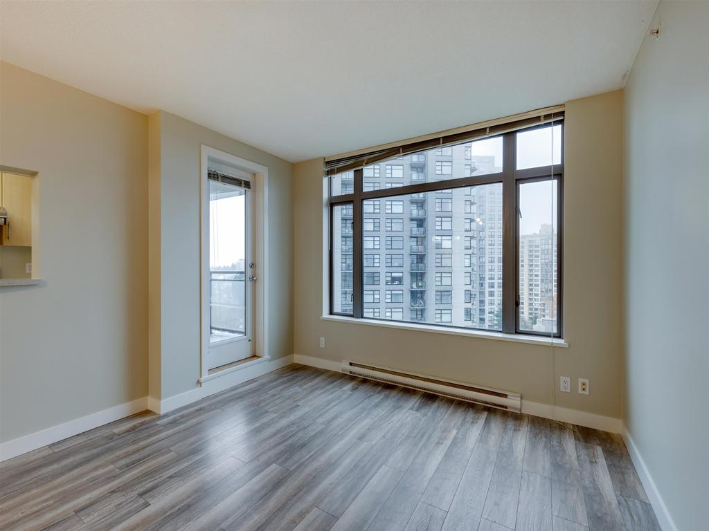 Listing Image for R3100334