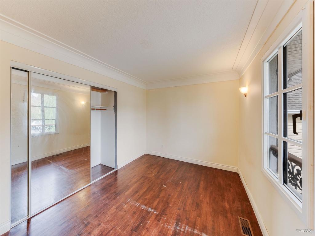 Listing Image for R3100335