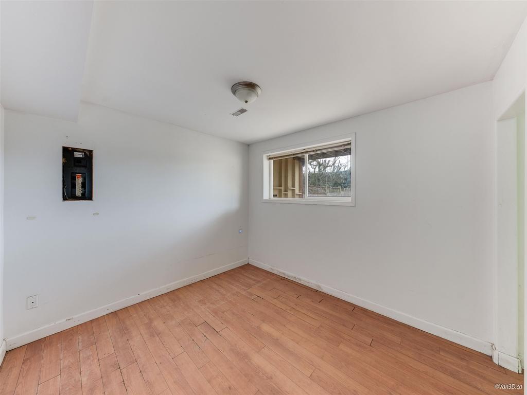 Listing Image for R3100335