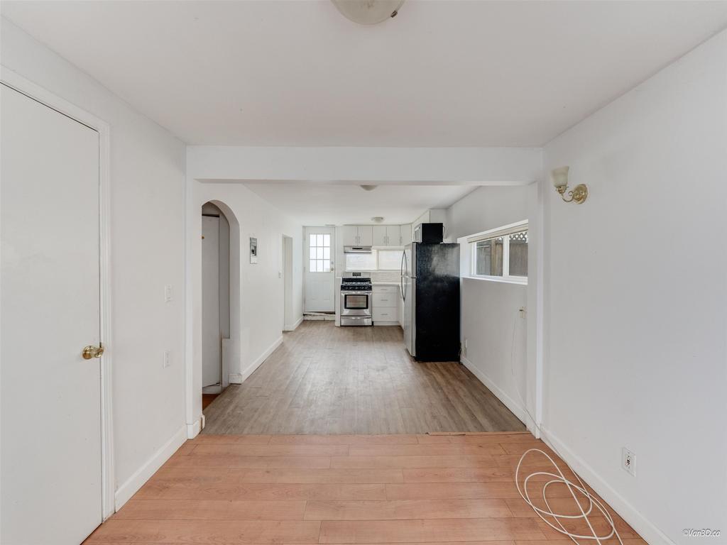 Listing Image for R3100335