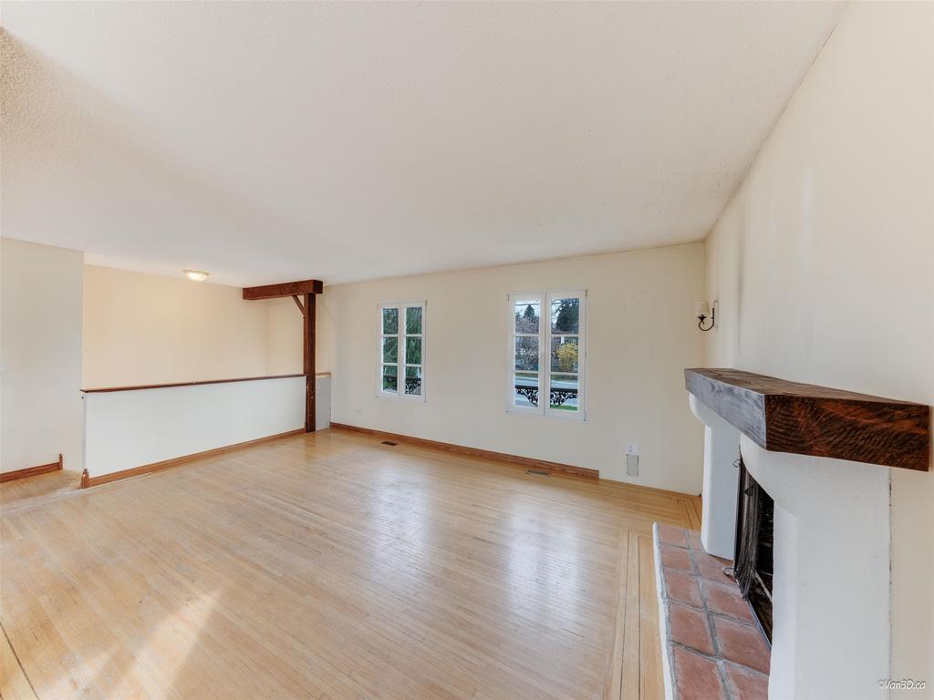 Listing Image for R3100335