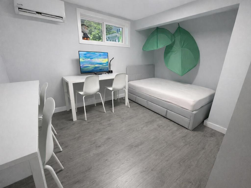 Listing Image for R3100351