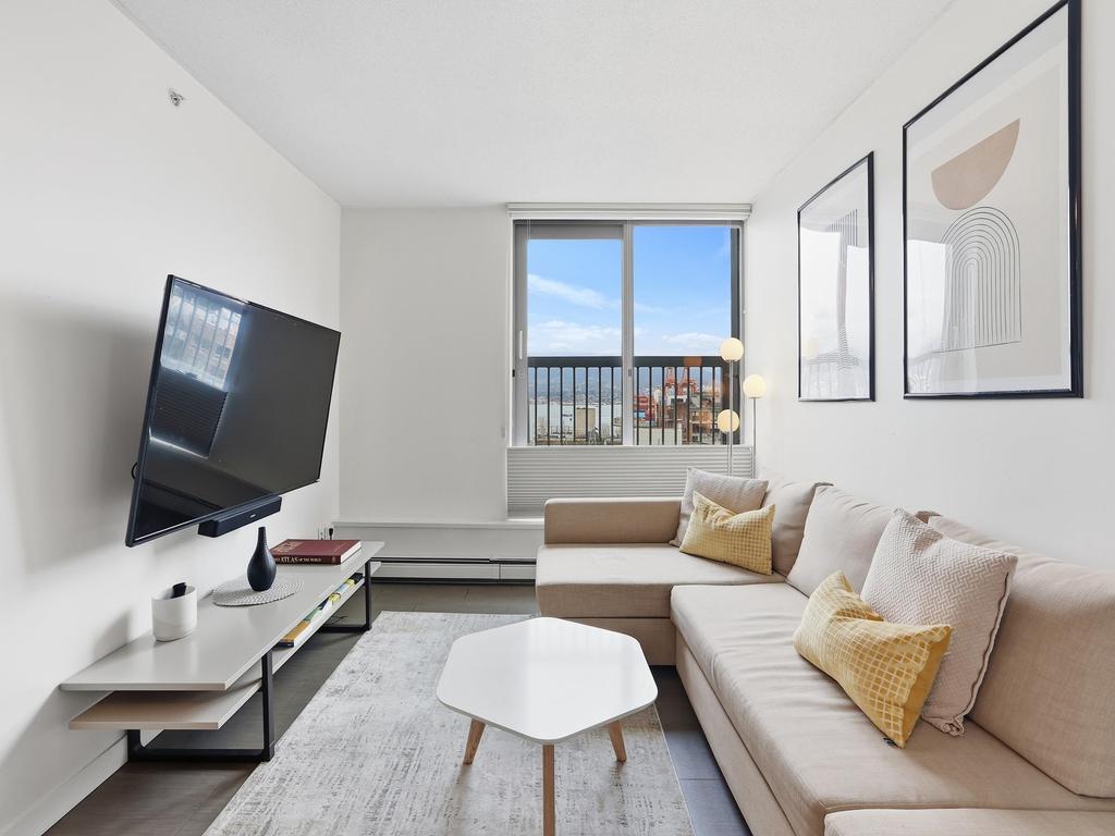 Listing Image for R3100353