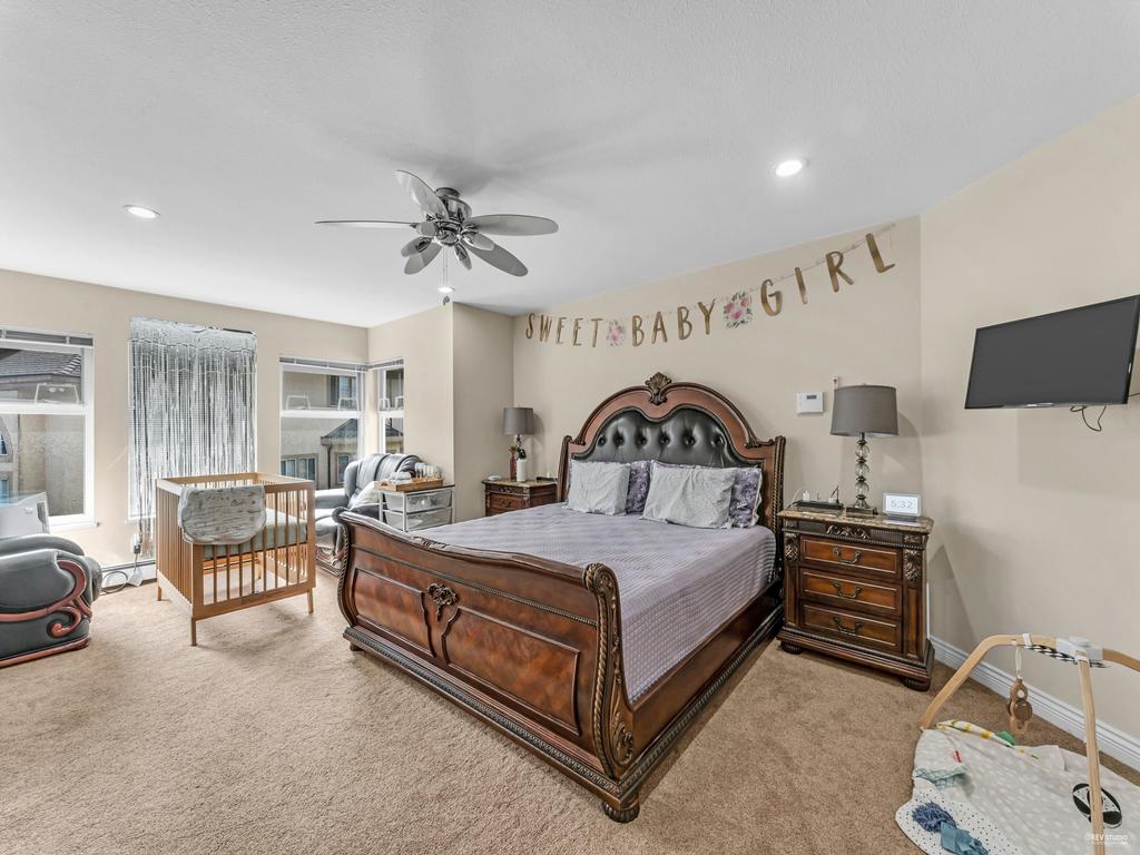 Listing Image for R3100356