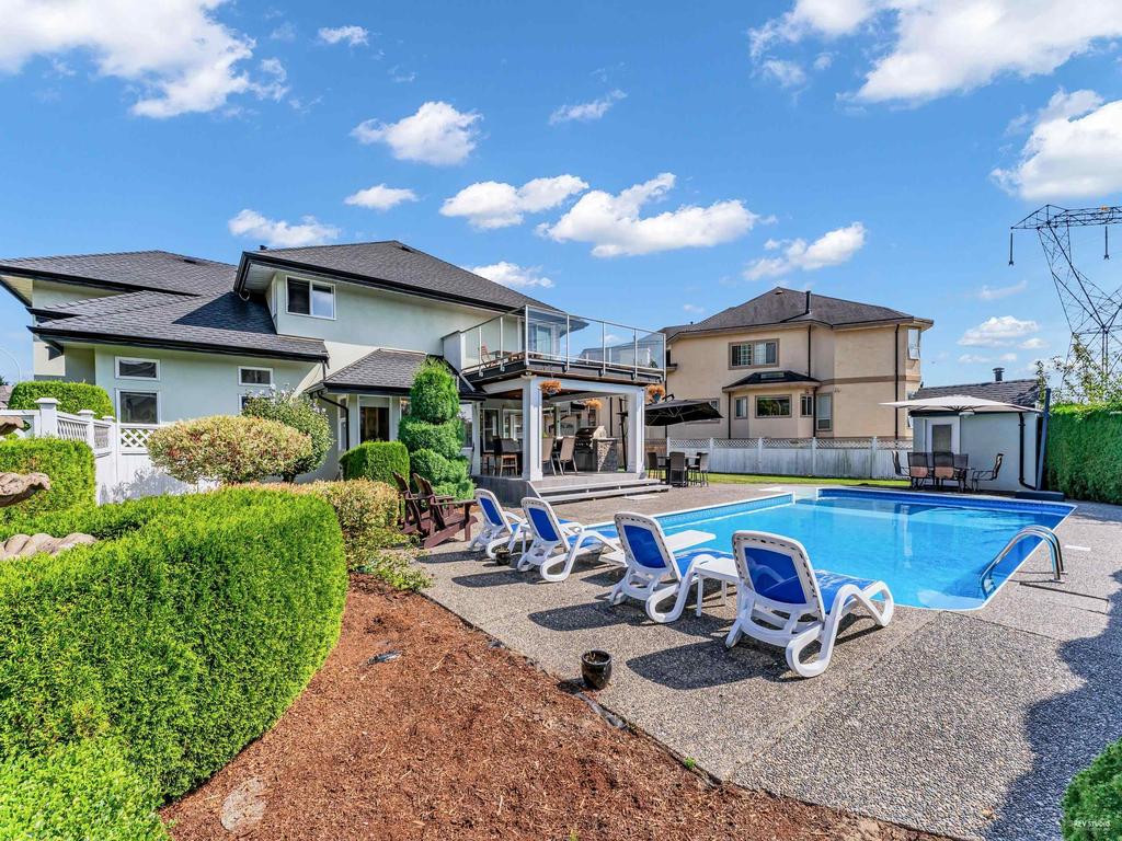 Listing Image for R3100356