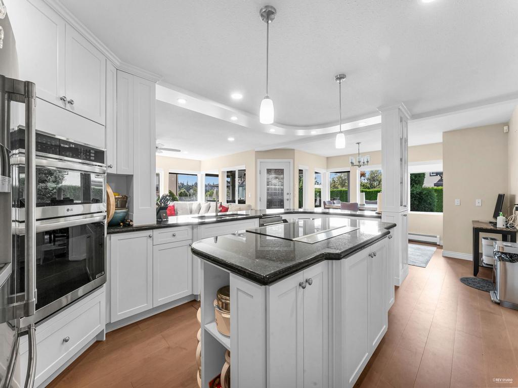 Listing Image for R3100356