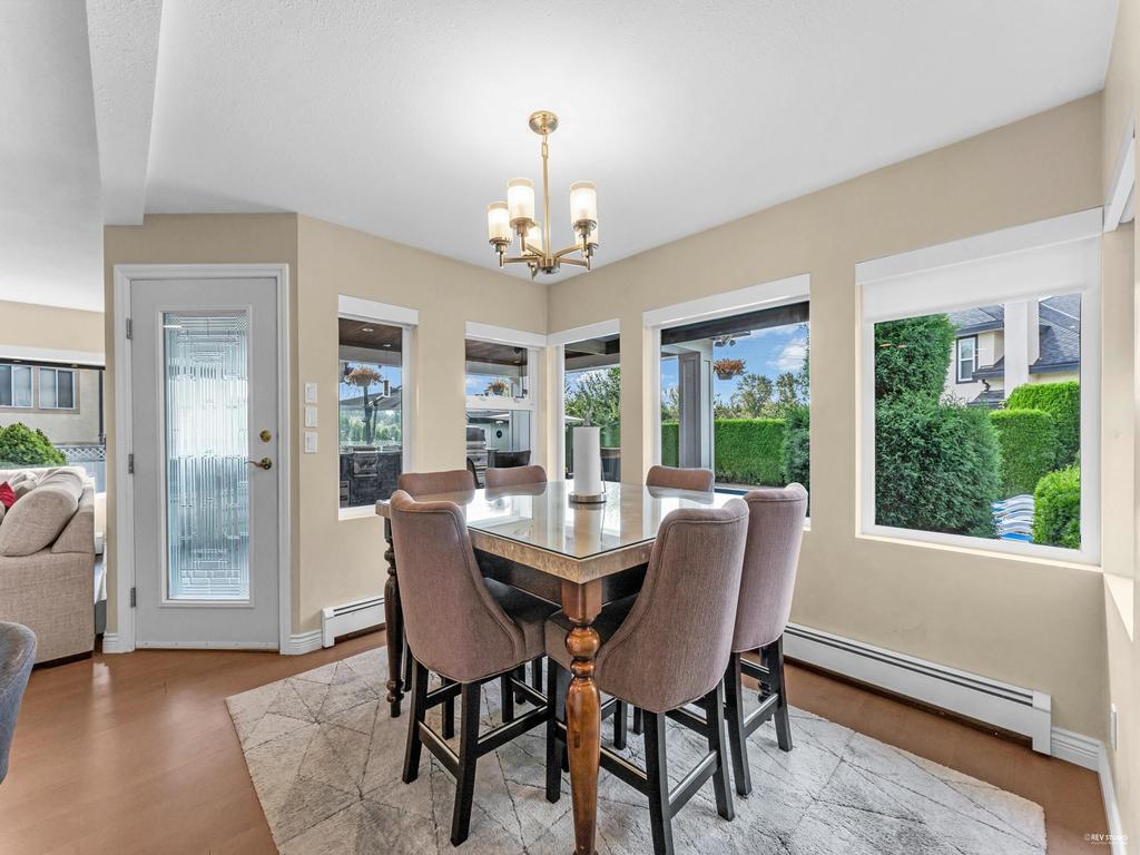 Listing Image for R3100356