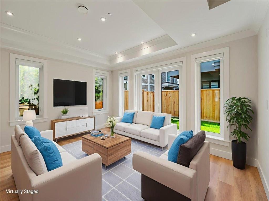 Listing Image for R3100357