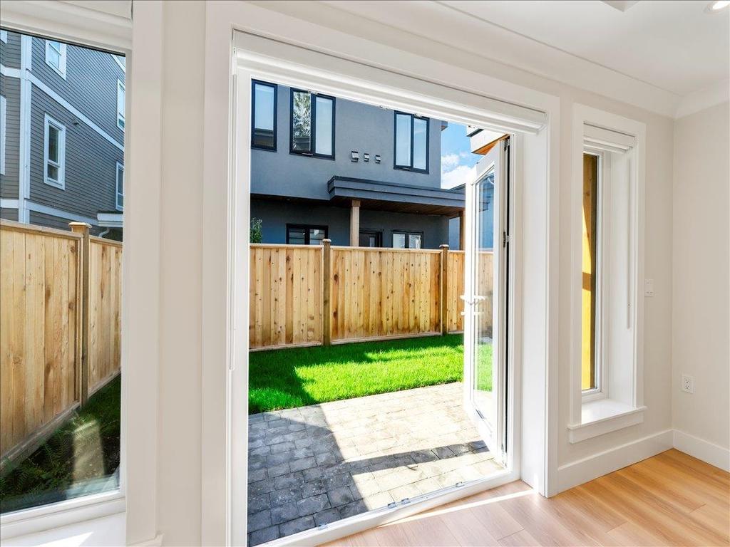 Listing Image for R3100357