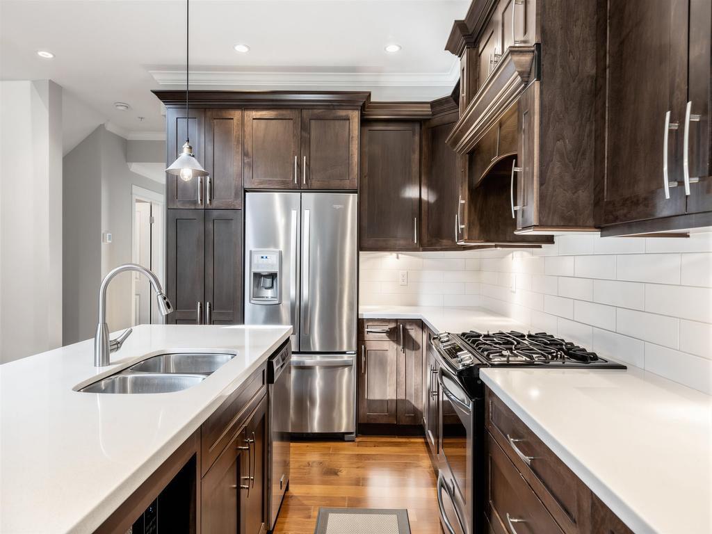 Listing Image for R3100364