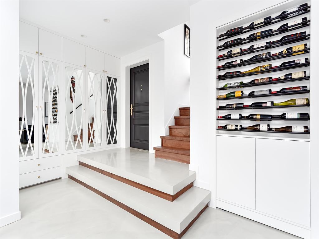 Listing Image for R3100370