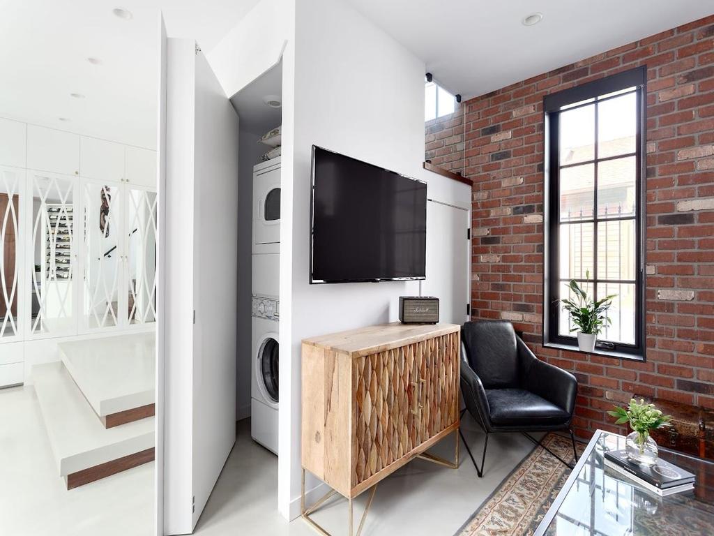 Listing Image for R3100370