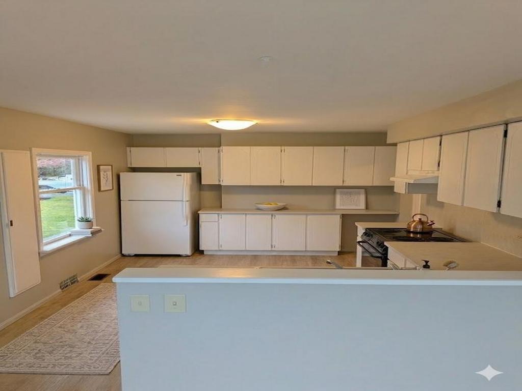 Listing Image for R3100370