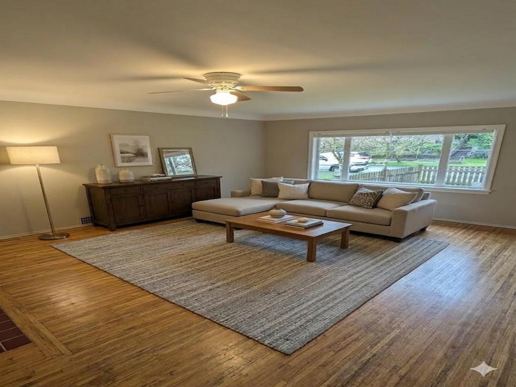 Listing Image for R3100370