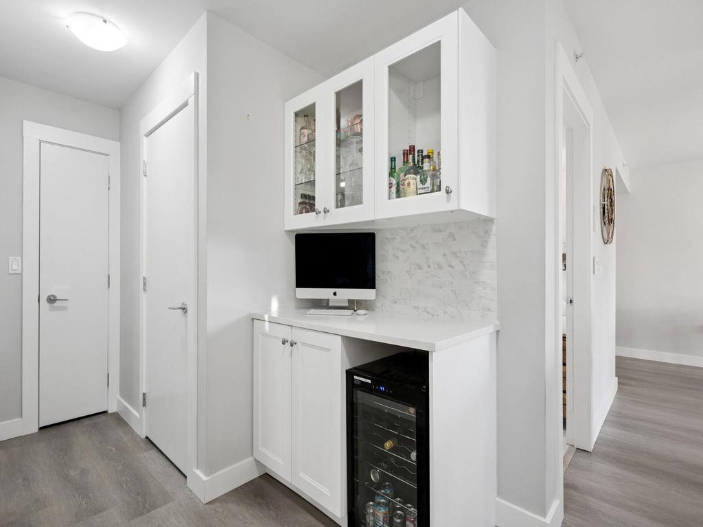 Listing Image for R3100371