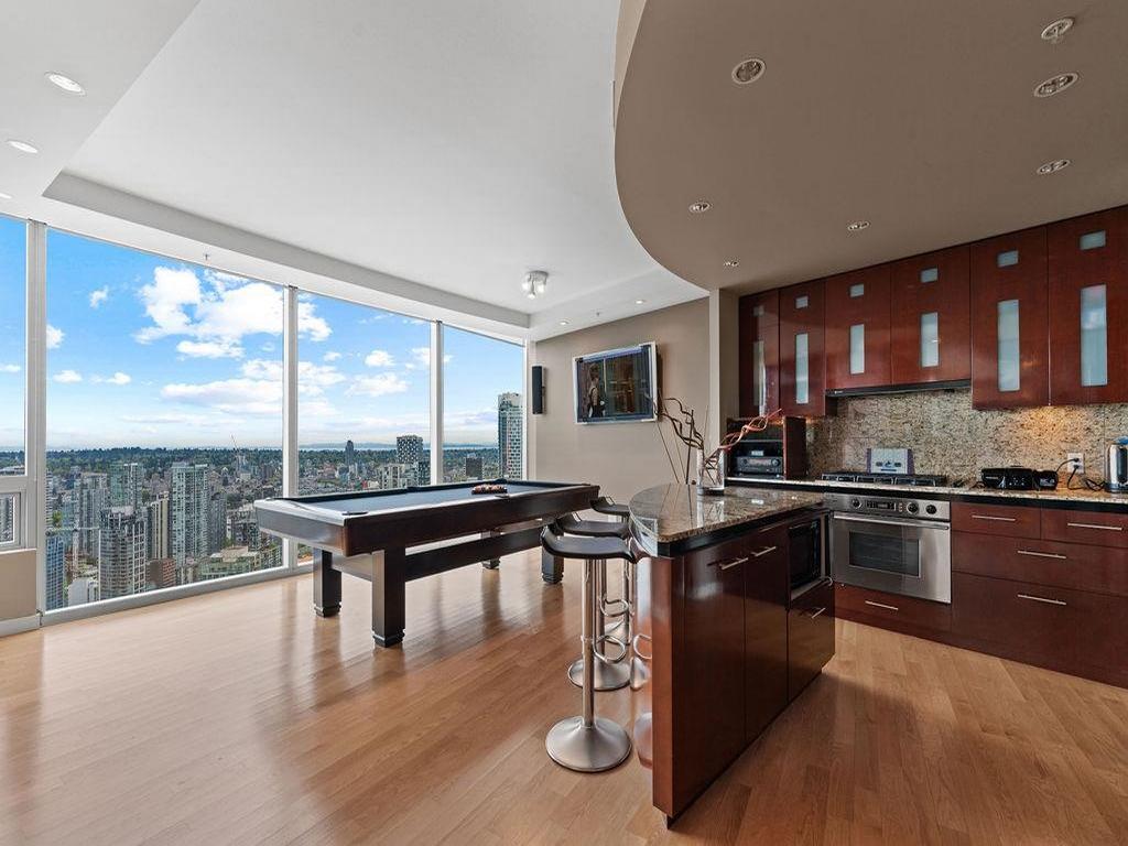 Listing Image for R3100374