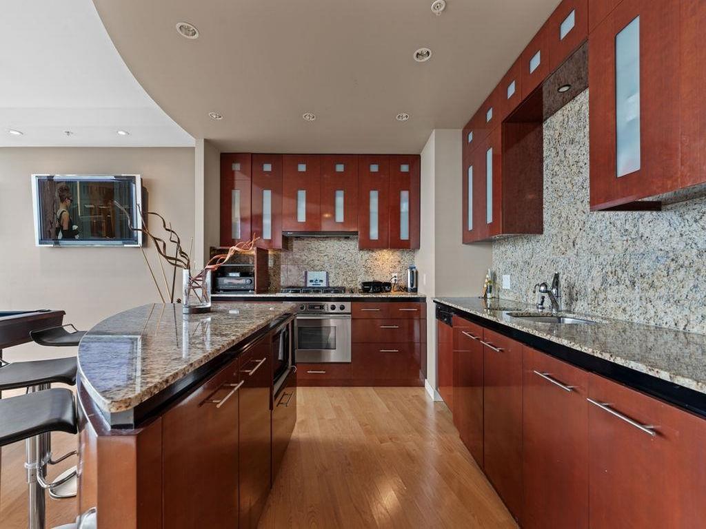 Listing Image for R3100374