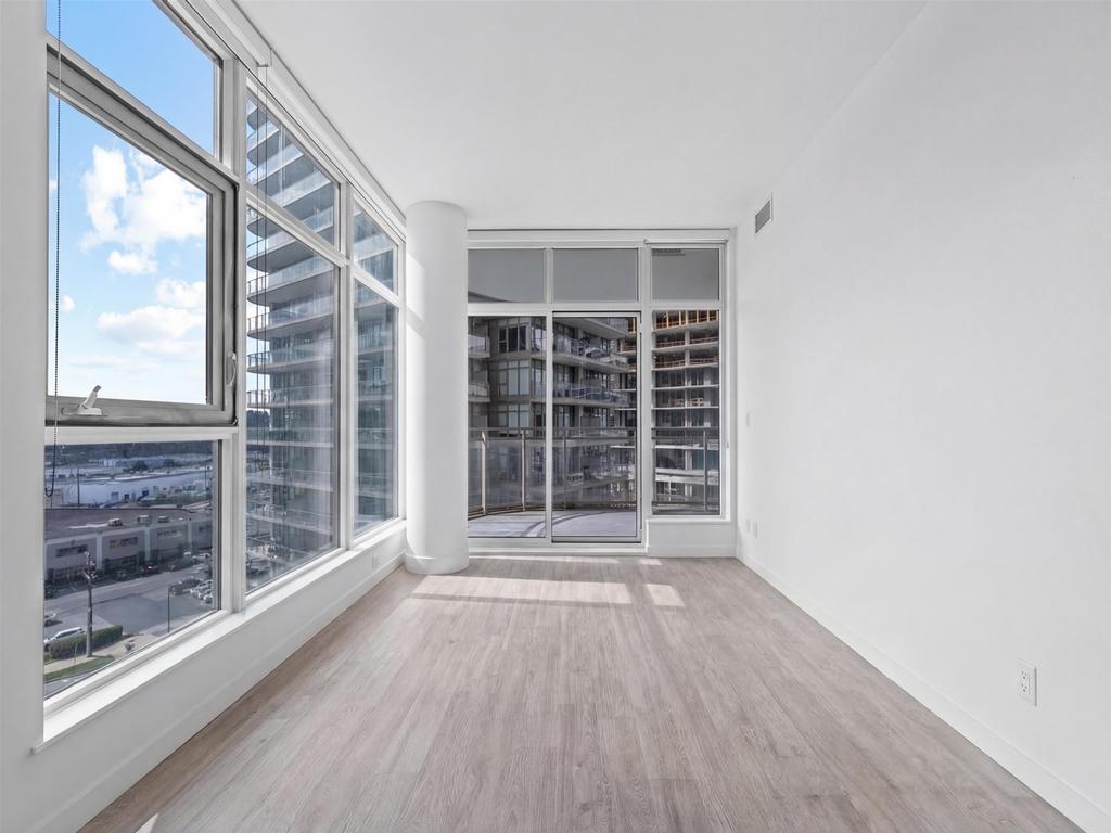 Listing Image for R3100375