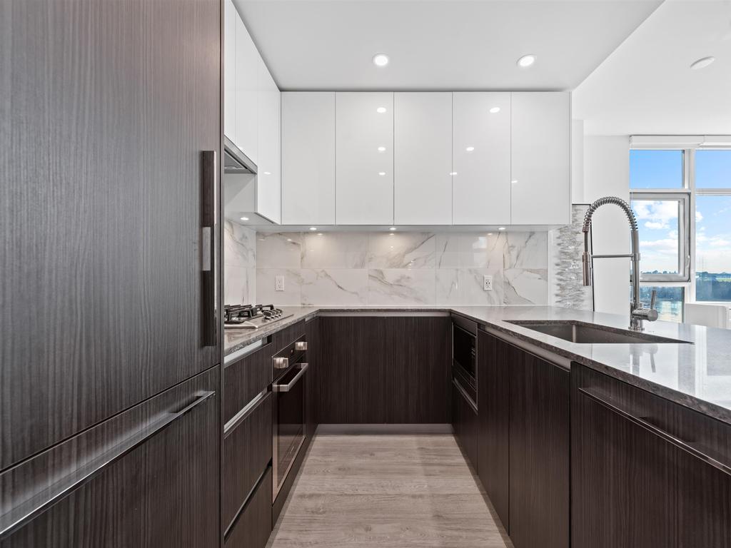 Listing Image for R3100375