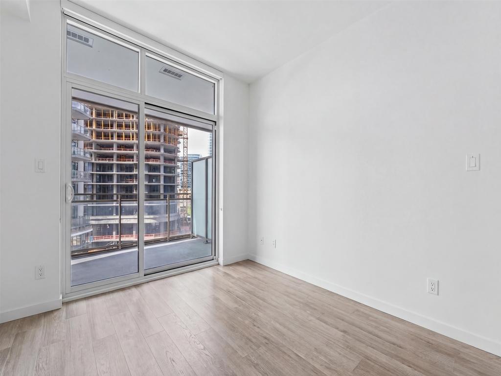 Listing Image for R3100375