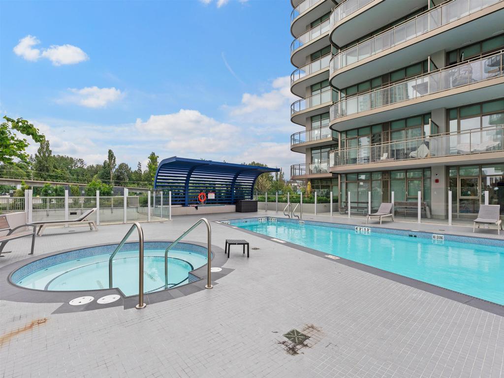 Listing Image for R3100375