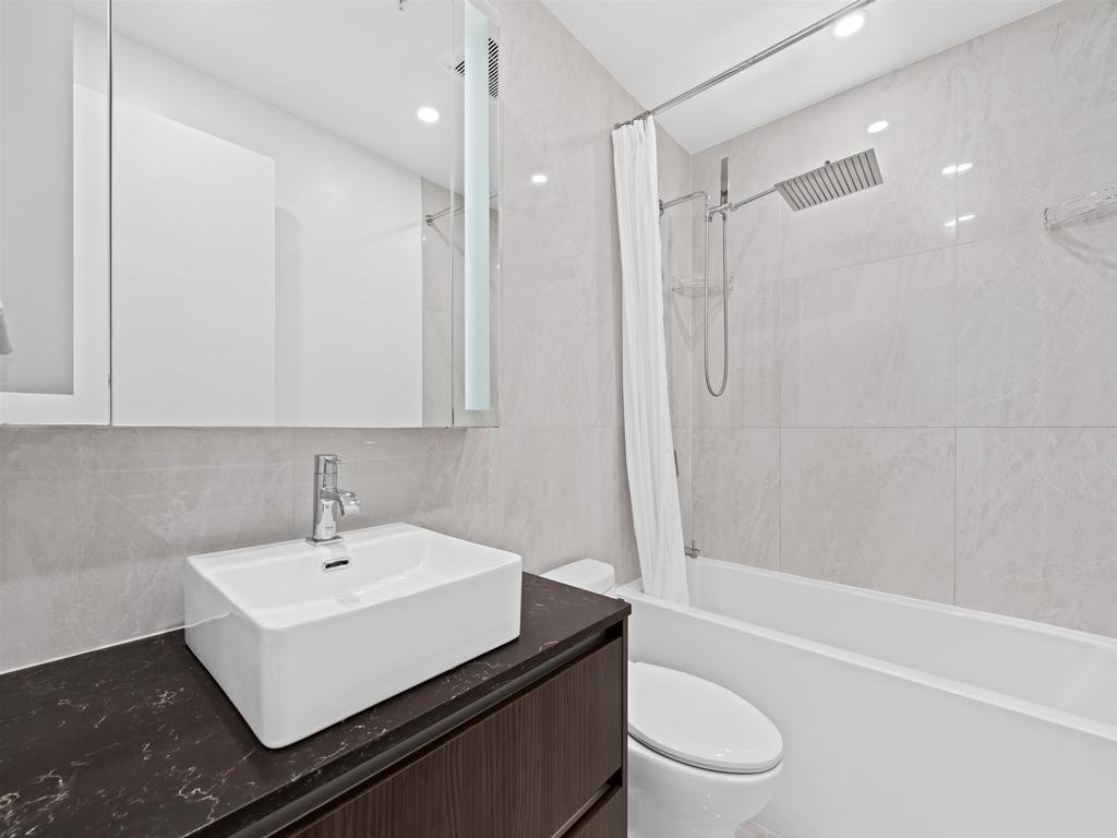 Listing Image for R3100375