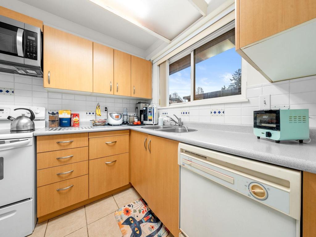 Listing Image for R3100378