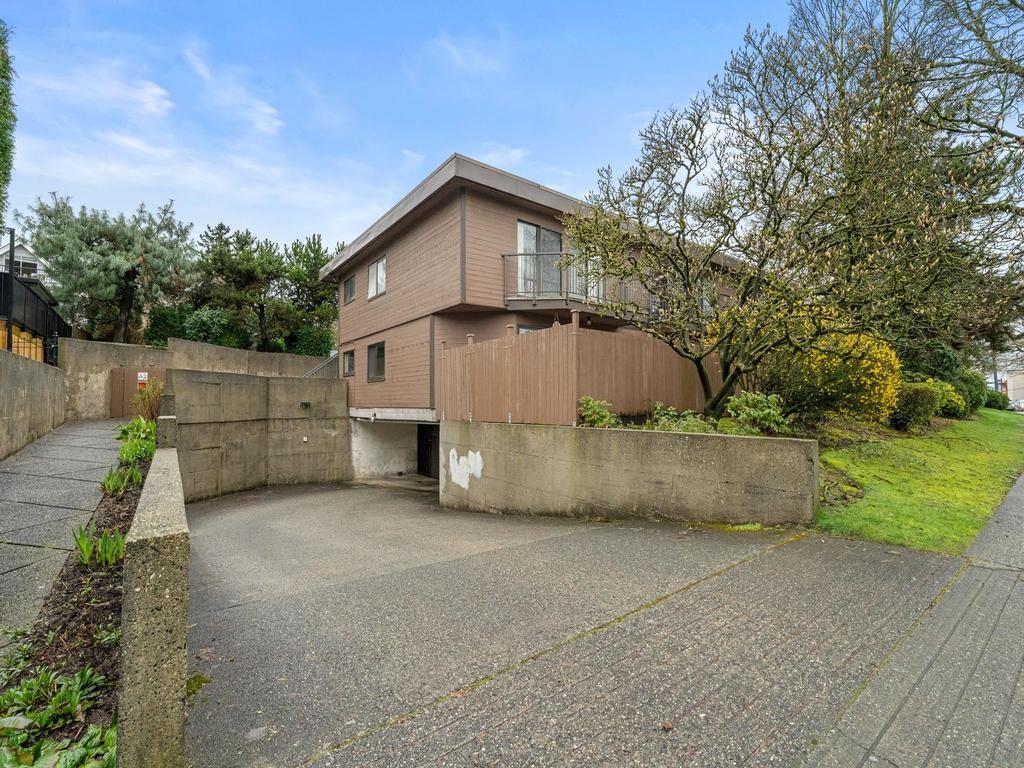 Listing Image for R3100378