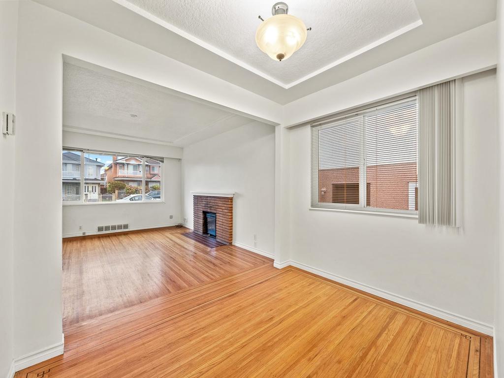 Listing Image for R3100379