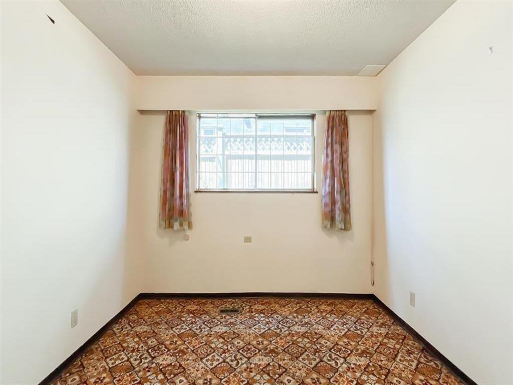 Listing Image for R3100385