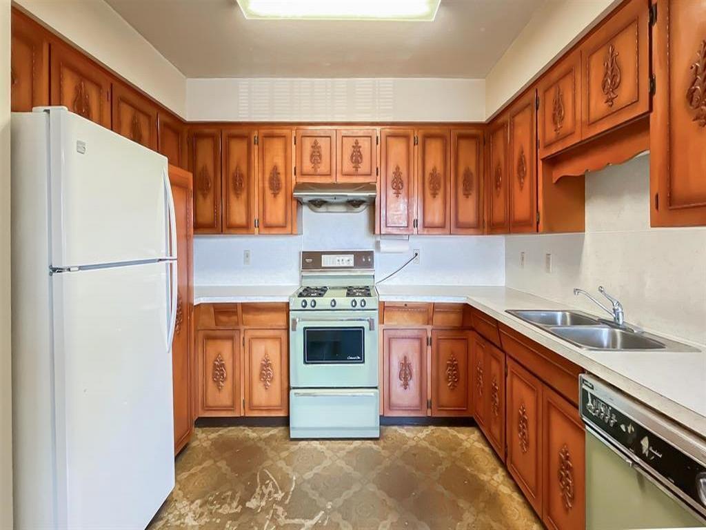 Listing Image for R3100385