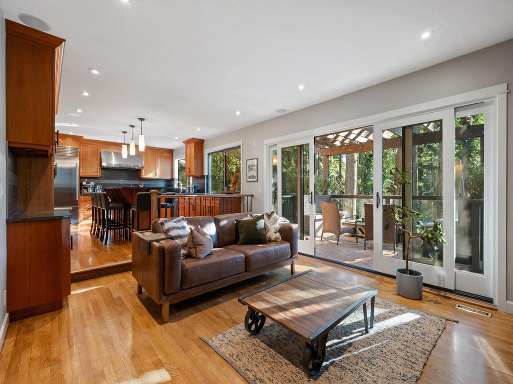 Listing Image for R3100400