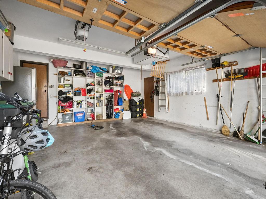 Listing Image for R3100400